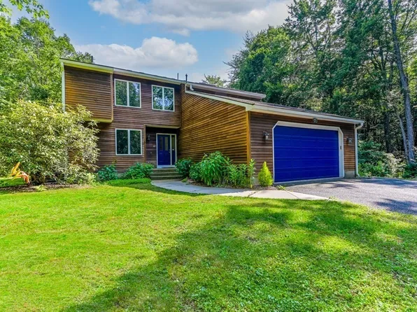 82 Laurel Hill Rd, Westhampton, MA 01027