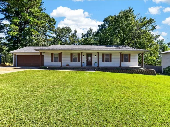 13571 Date St, Northport, AL 35475