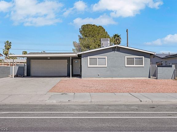 3rd image of 4404 Alta Dr
