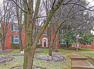 1737 N Queens Ln APT 132, Arlington, VA 22201