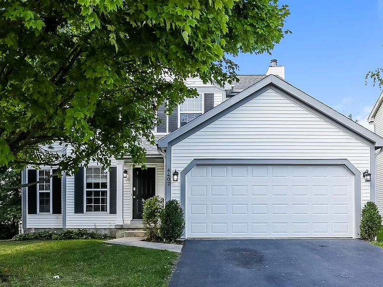 8402 Lucerne Dr — Photo 1