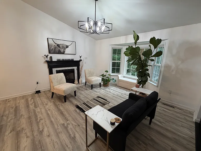 6811 Sawmill Cir #3 — Photo 3
