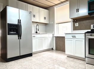 1940 Ridgeland Ave, Berwyn, IL 60402