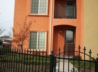 562 Tennyson Rd, Hayward, CA 94544