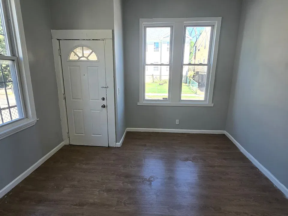 23 Arch St #1