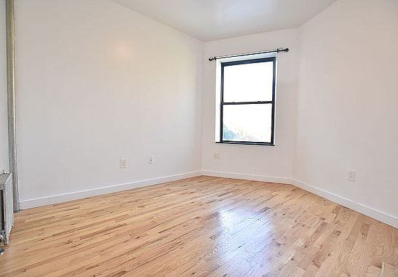 5th image of 295 W 150th St #2D