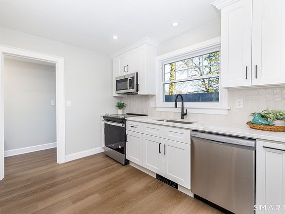 3rd image of 51 Hepburn Road