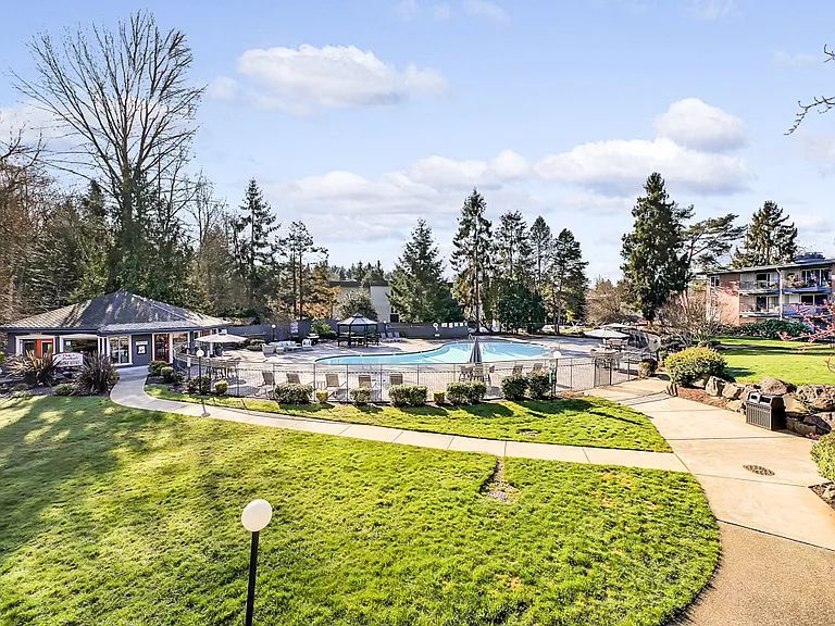 The Park At Northgate — Photo 16