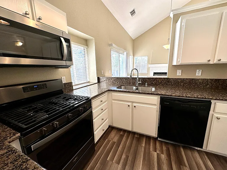 33 Mondavi Ct — Photo 11