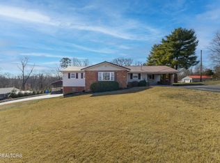 781 Lane Rd, Lenoir City, TN 37772