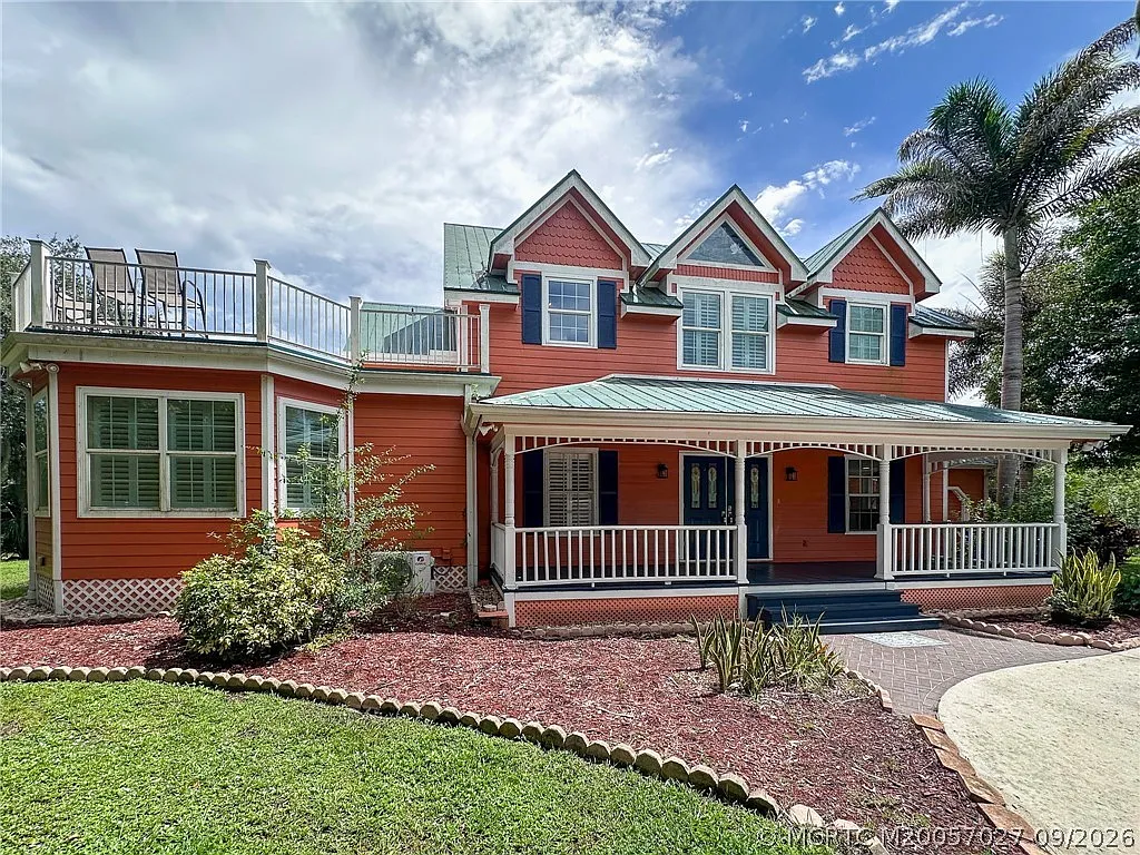 3 bed, 2.0 bath, 2635 sqft, $4,500 — Photo 2
