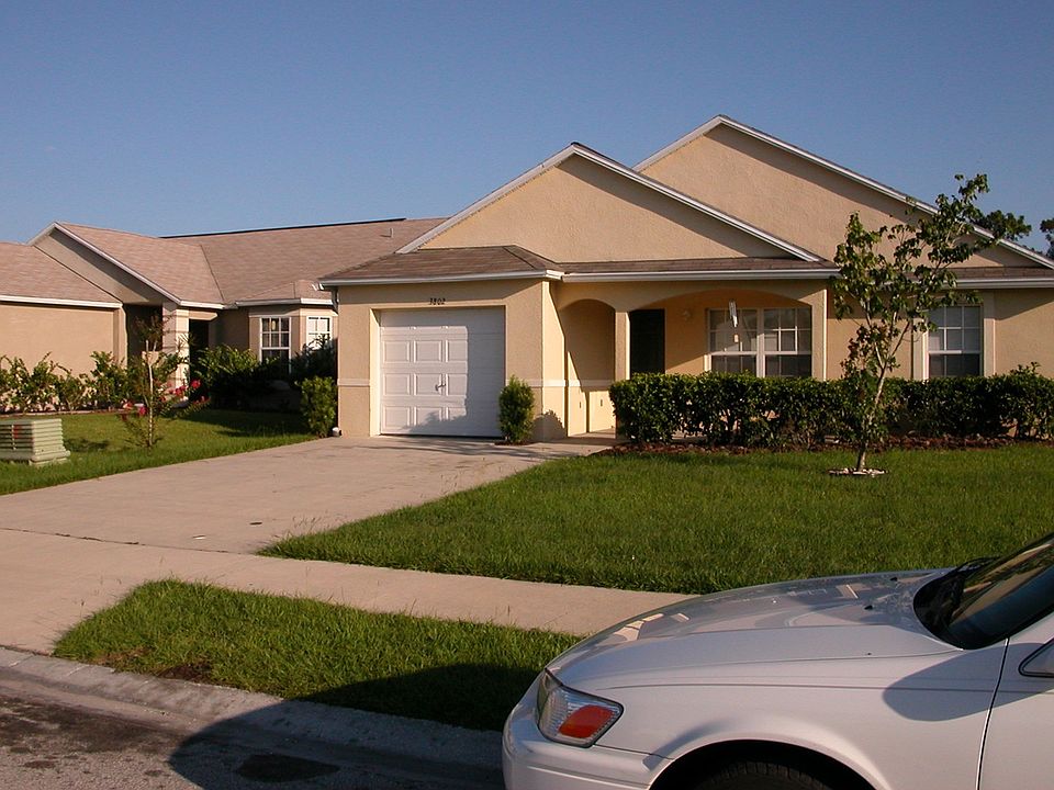 1st image of 3802 Kyle Dr