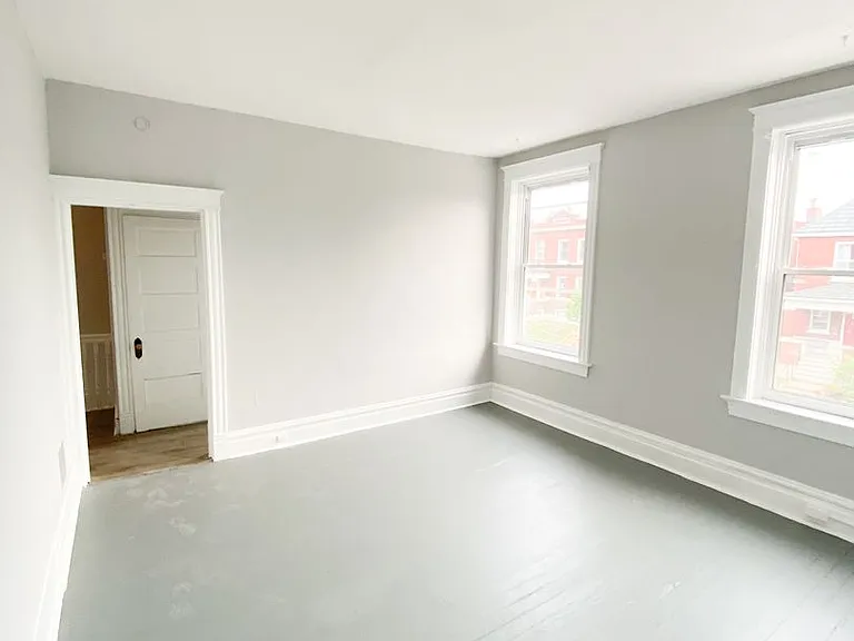 3106 Keokuk St #B — Photo 2