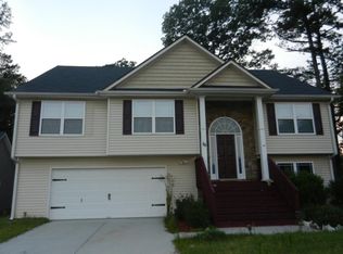 25 Lighthouse Dr, Winder, GA 30680