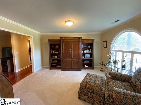 5th image of 108 Brushy Meadows Dr