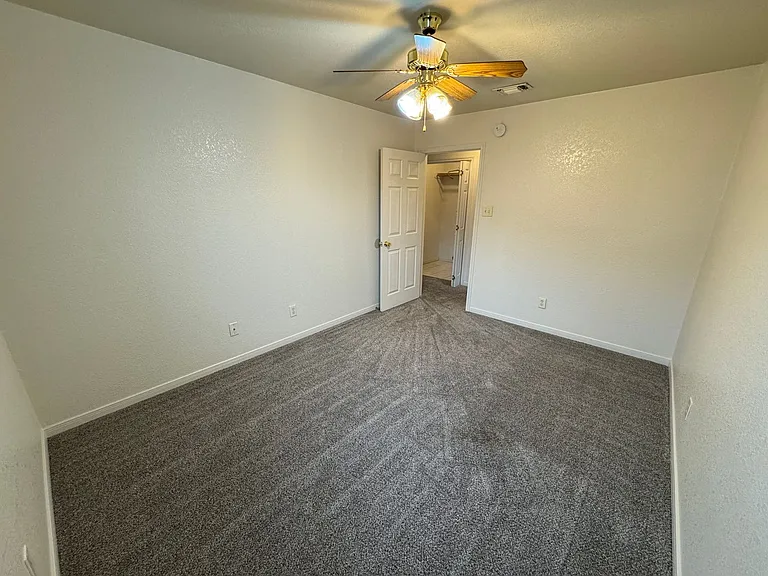 3205 Dannen Ct — Photo 17