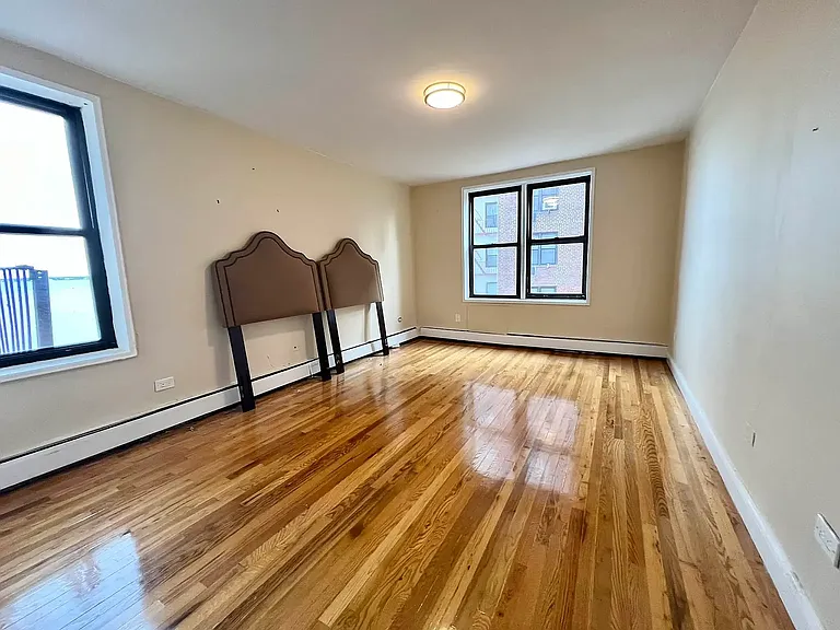 1068 Ward Ave #1E — Photo 15