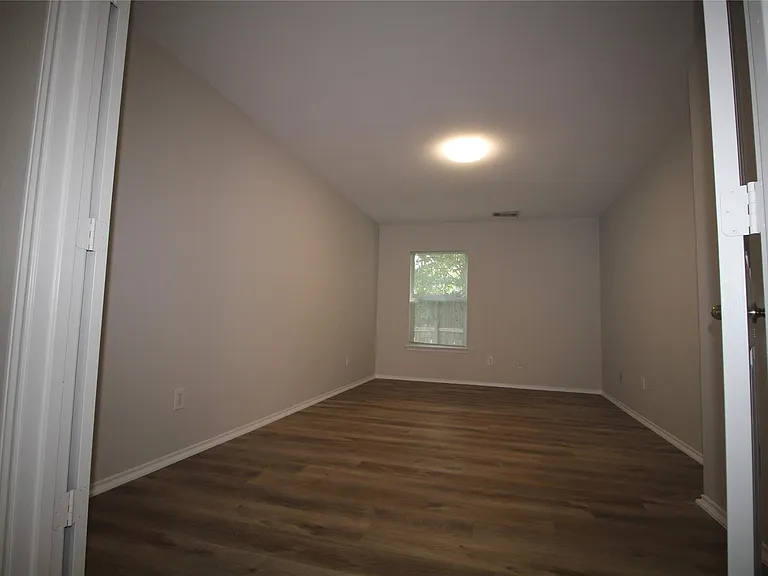 18122 Cypress Valley Ln — Photo 10