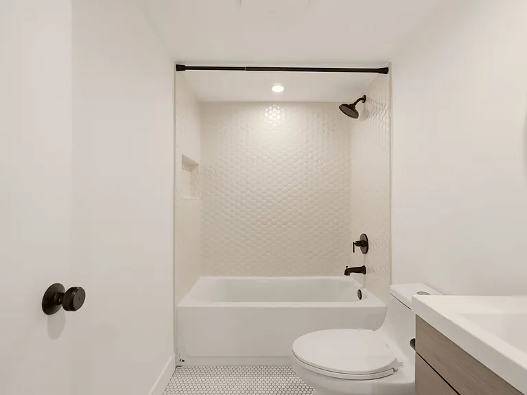 725 Palomares Ave — Photo 15