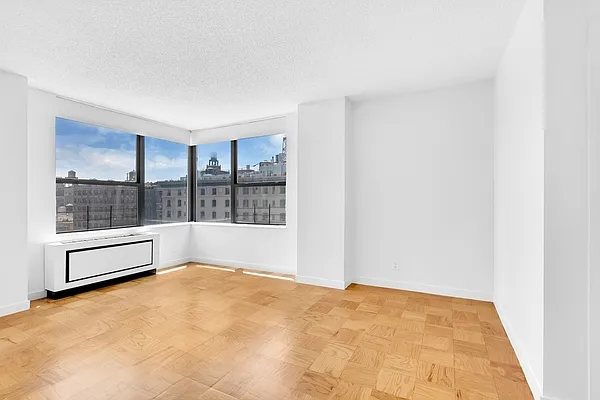 Rented by Cooper & Cooper Real Estate | media 19