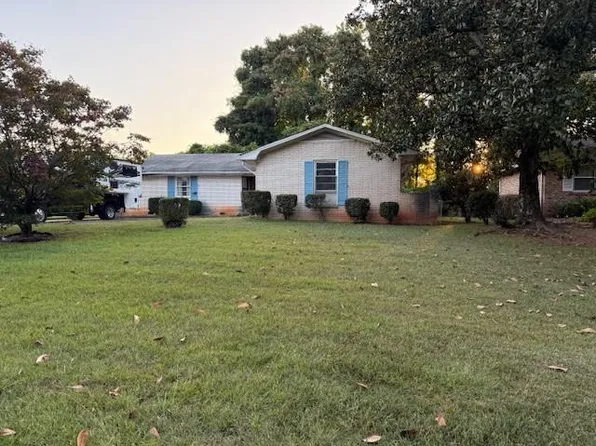 2071 Twin Falls Rd, Decatur, GA 30032