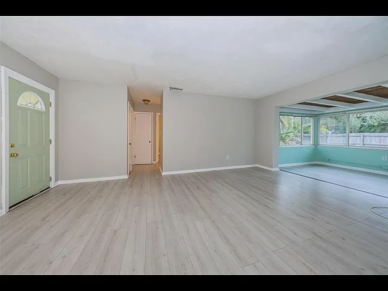 54 Palm Blvd — Photo 9