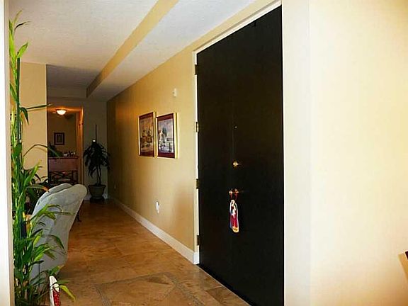 5th image of 115 Mendoza Ave APT 501