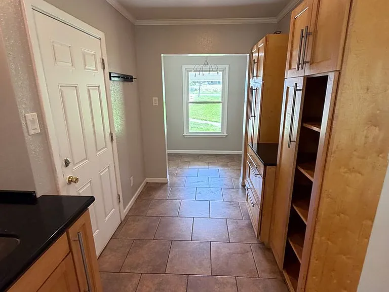 928 Poleman Rd — Photo 14
