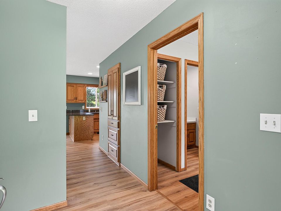 18604 Flamingo St NW, Oak Grove, MN 55011 | Zillow
