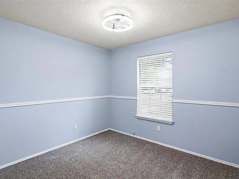 120 Mule Deer Ct — Photo 11