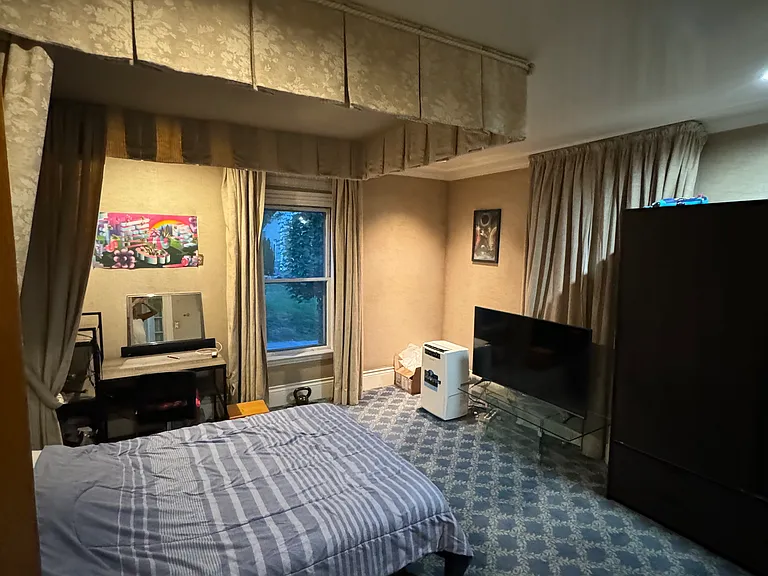 87 Alban St #2 — Photo 5