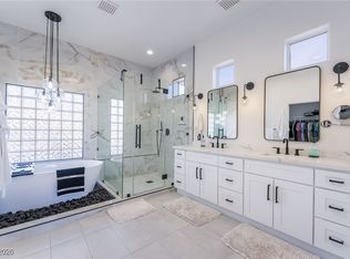 10805 Clarion Ln, Las Vegas, NV 89134