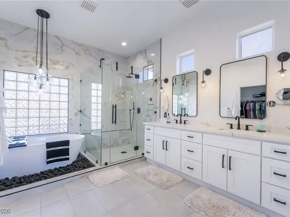 10805 Clarion Ln, Las Vegas, NV 89134