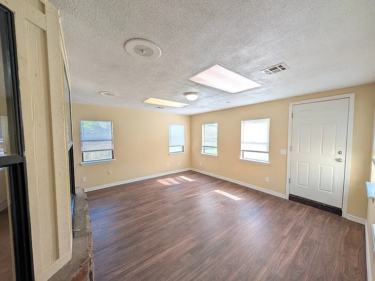 1707 S 138th East Ave — Photo 6
