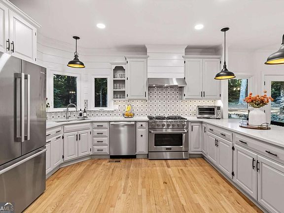 3rd image of 1655 Valor Ridge Dr NW