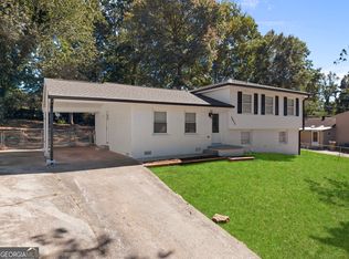 2635 Luke Dr, Ellenwood, GA 30294