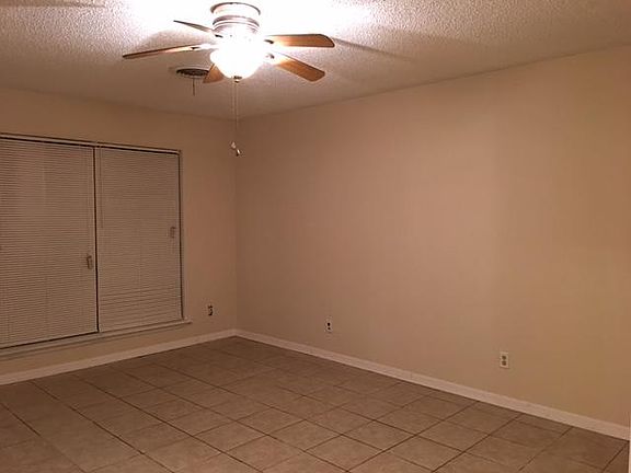 5th image of 1412 W Willis St