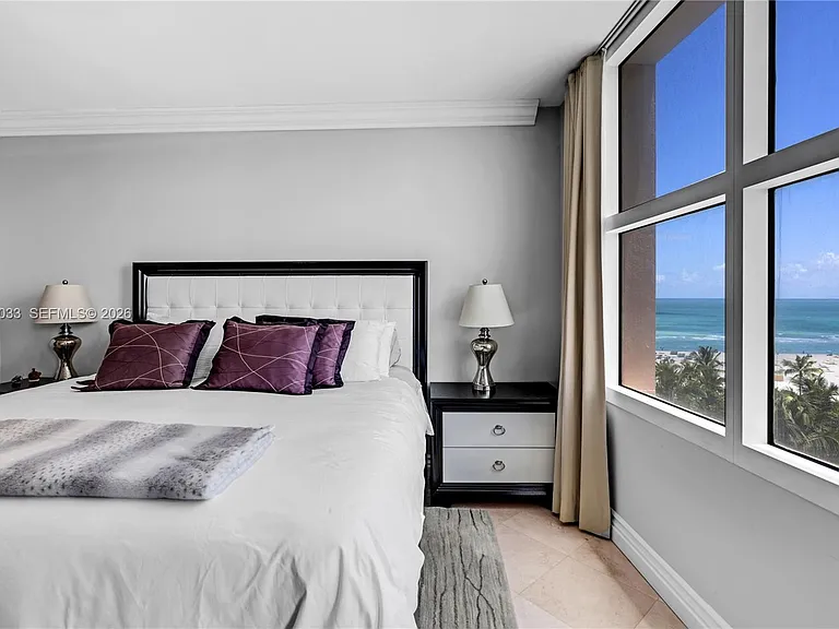 1500 Ocean Dr #704 — Photo 28