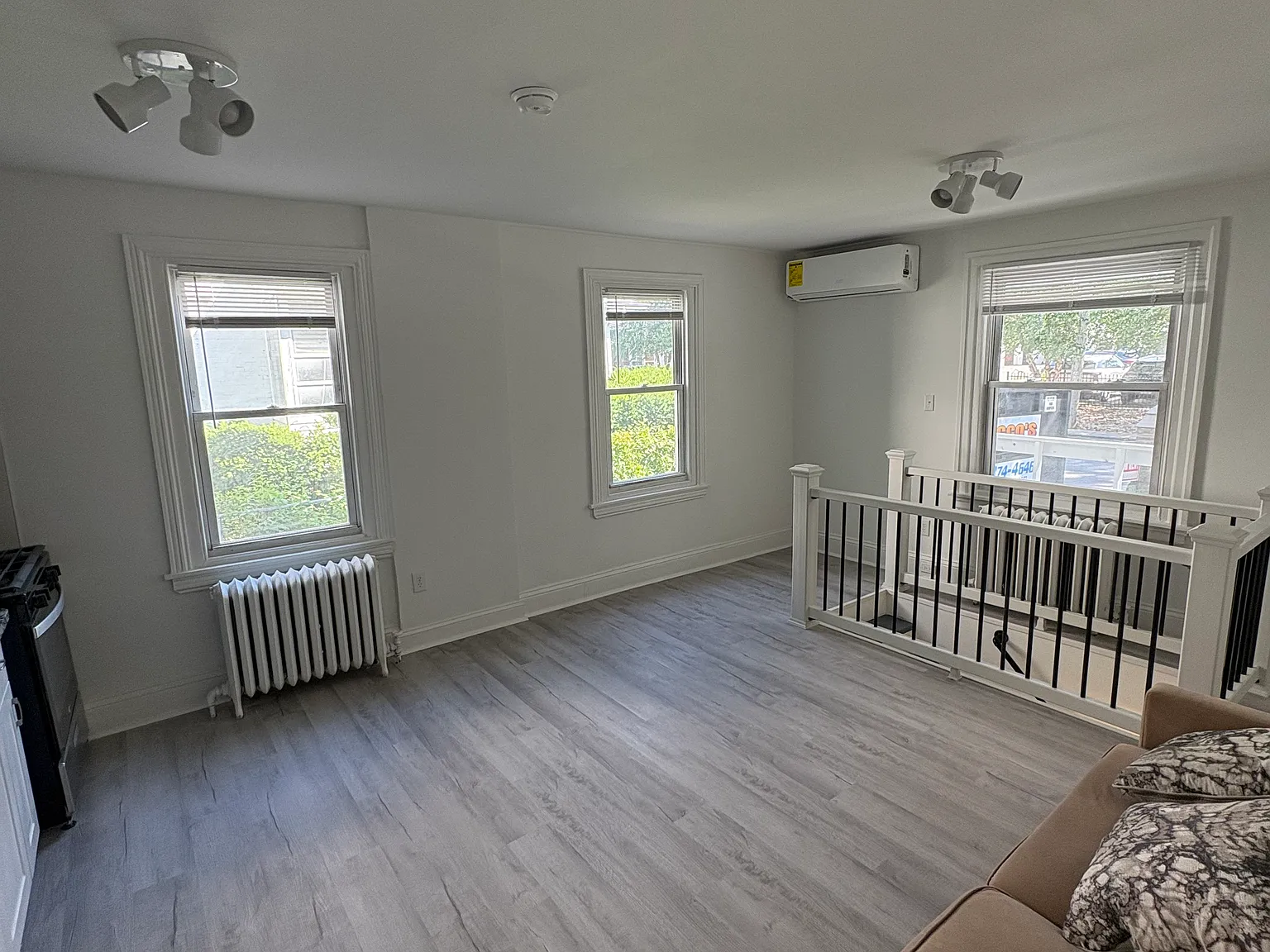 125 Sibley Ave — Photo 3
