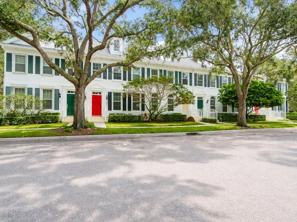 176 Freeport Drive, Jupiter, FL 33458