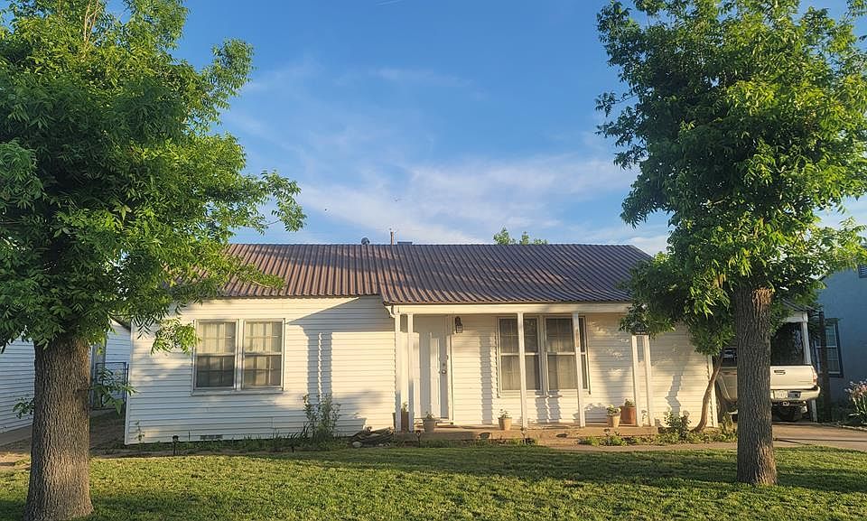 1st image of 2407 Park Blvd