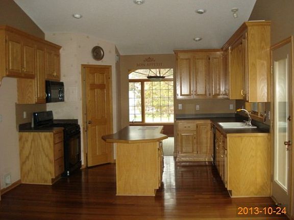 4th image of 3847 162nd Ave NE