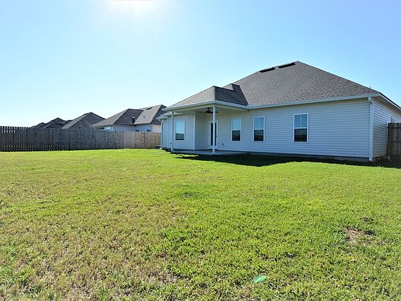 3rd image of 3948 Crusader Ct.