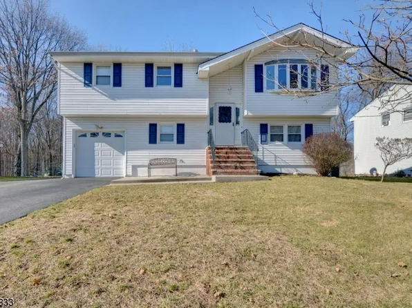 33 Oakwood Ave, Pequannock Twp., NJ 07440