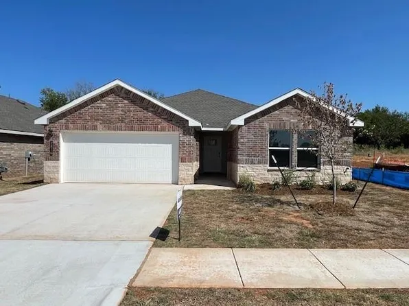 2816 Ember Dr, Yukon, OK 73099