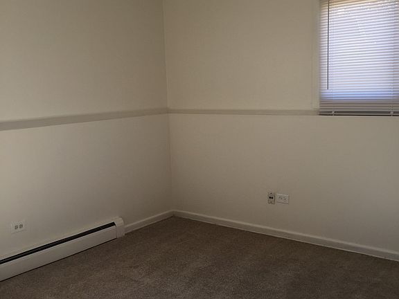2nd image of 100 Drew Ln APT 3