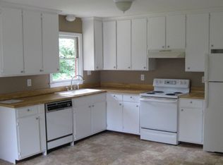 49 Cotton St, Pittsboro, NC 27312