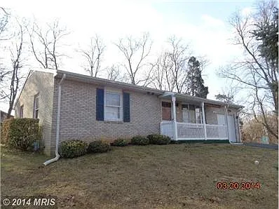 17819 Greentree Ter photo 1