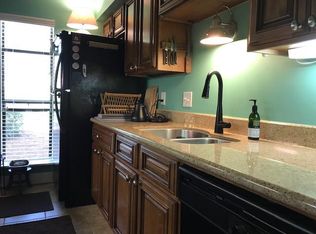 2510 Demere Rd APT 3, Saint Simons Island, GA 31522