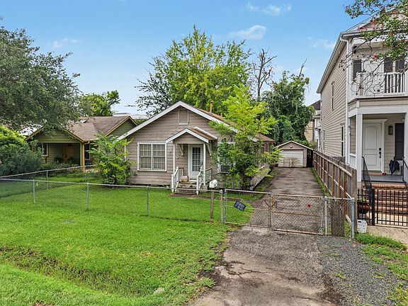 3rd image of 340 W 27th St